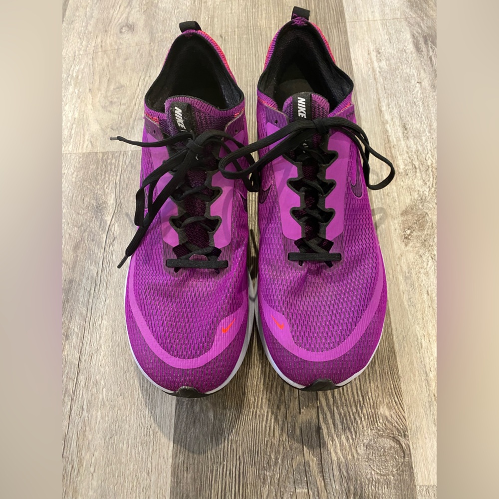 Nike Women's Zoom Fly 4 Vibrant Purple Athletic Shoes